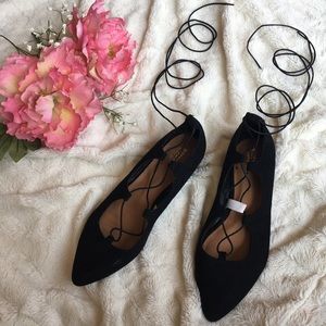 Mossimo Kady Pointed Toe Lace Up Flats
